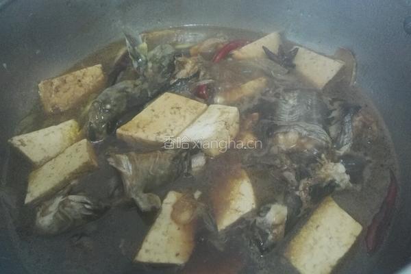 鲶鱼炖豆腐的做法图解16