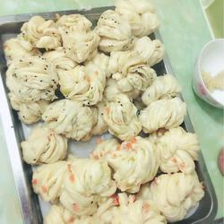 葱油花卷（葱油火腿花卷）的做法[图]