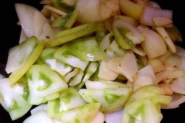 青番茄炒土豆的做法图解5