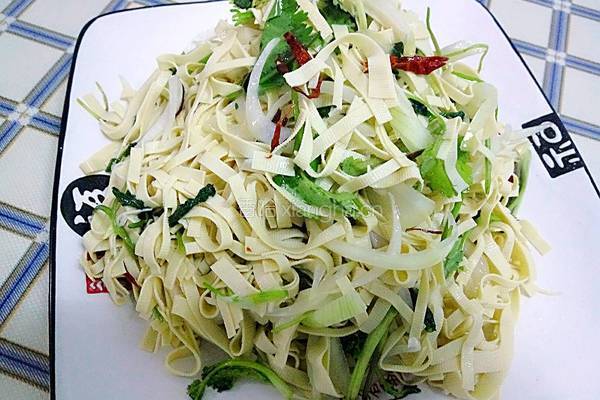 油淋干豆腐