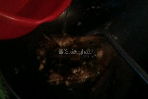 红烧蒜香秋刀鱼的做法图解12