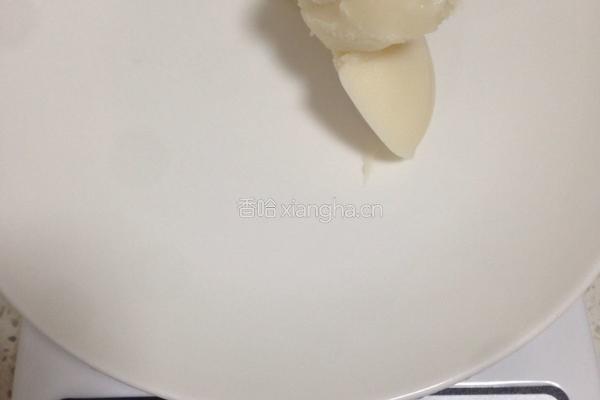 蛋黄酥*豆沙酥的做法图解2