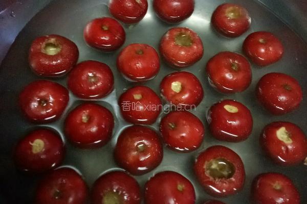 山楂罐头的做法图解2