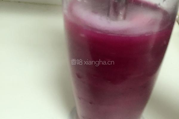 火龙果香蕉汁的做法图解3