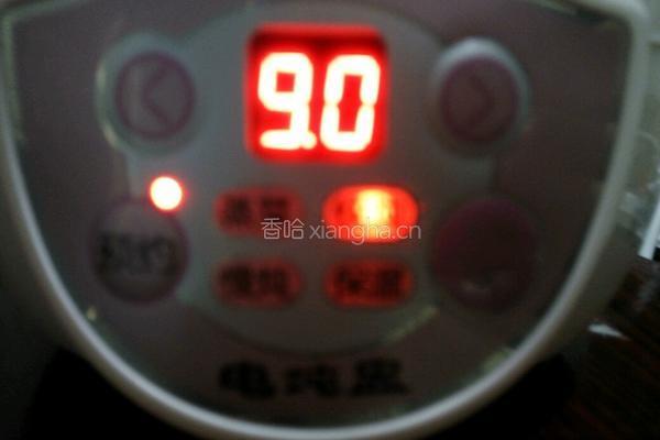 银耳红薯莲子羹的做法图解9