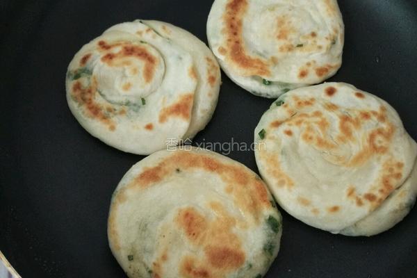 椒盐葱油饼的做法图解20