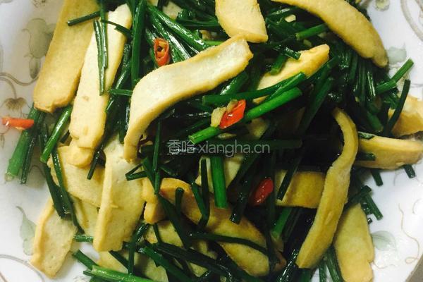 韭菜苔炒白干的做法图解11
