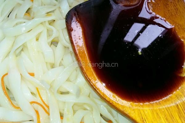 鸡蛋炒河粉的做法图解6