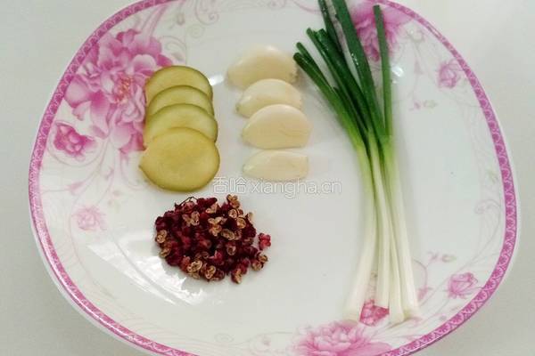 白味臊子豆腐的做法图解4