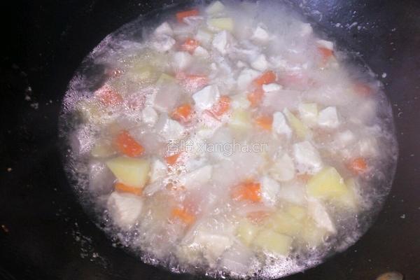 咖喱鸡肉盖浇饭的做法图解6