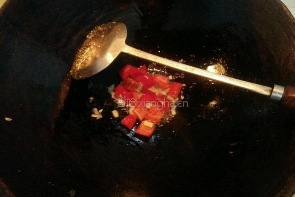 杏鲍菇黄瓜鸡丁的做法图解11