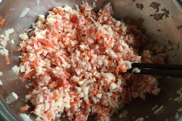 藕香肉饼的做法图解2