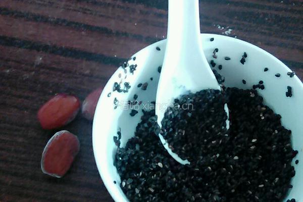 芝麻蜂蜜炸膏的做法图解2