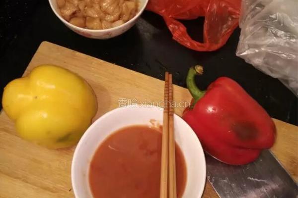 彩椒鸡丁的做法图解1