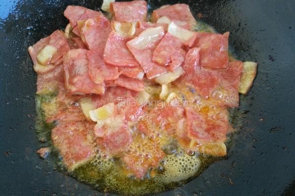 培根肉炒甜椒的做法图解2