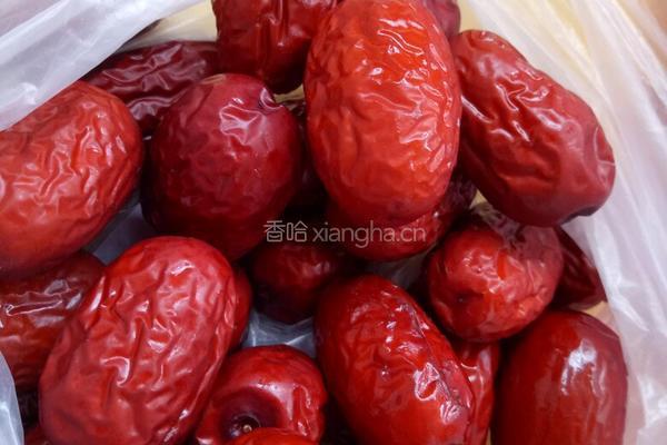 自制红枣干的做法图解1