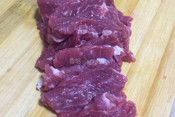 麻辣牛肉的做法图解1