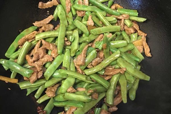 豆角炖肉的做法图解10