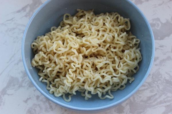 餐蛋面的做法图解3