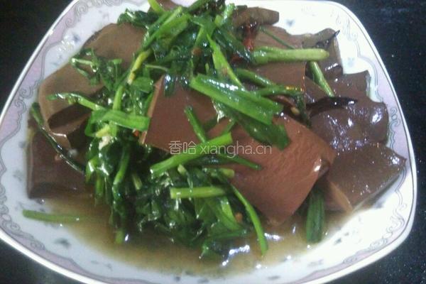 韭菜炒鸭血