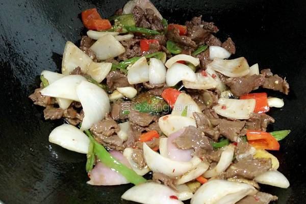 洋葱炒牛肉的做法图解8