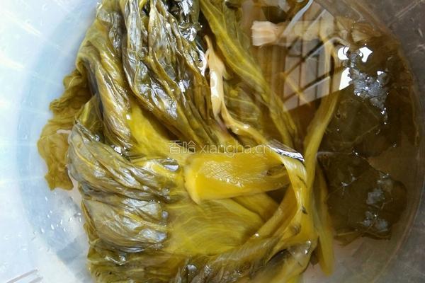 酸酸辣辣的酸菜鱼的做法图解8