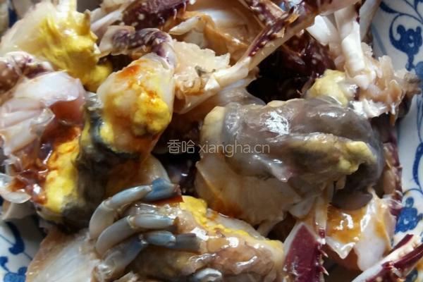 梭子蟹炒毛豆的做法图解1