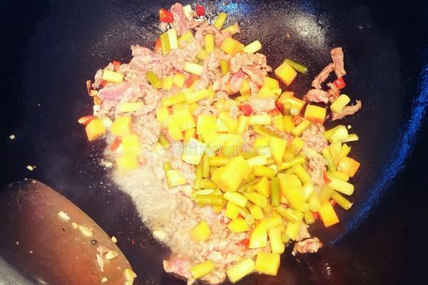 泡菜牛肉丝的做法图解7