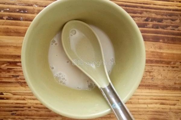 香菇猪肉小猪包的做法图解4