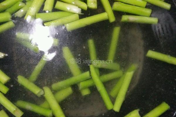 法式芦笋浓汤的做法图解4
