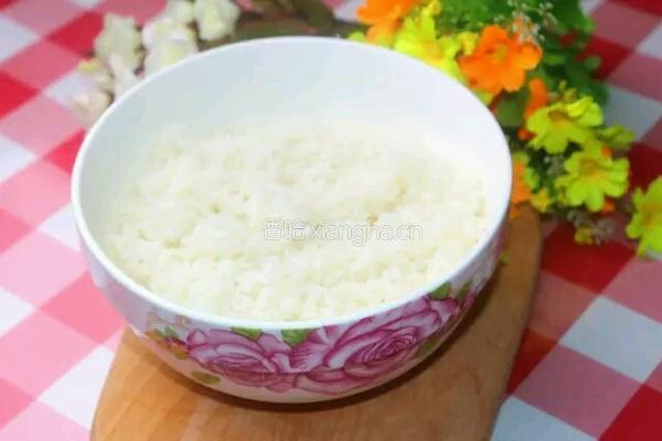 治愈系牛油果拌饭的做法图解2