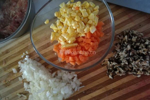 鸡肉蔬菜汁烧麦的做法图解4