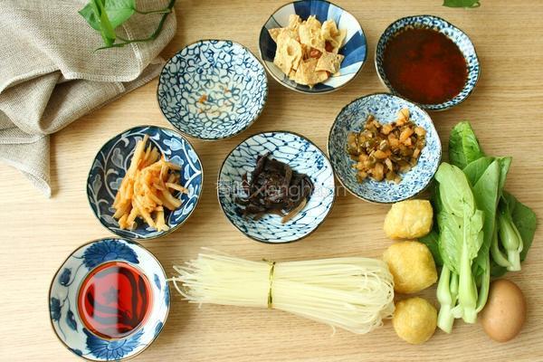 正宗柳州l螺蛳粉的做法图解2