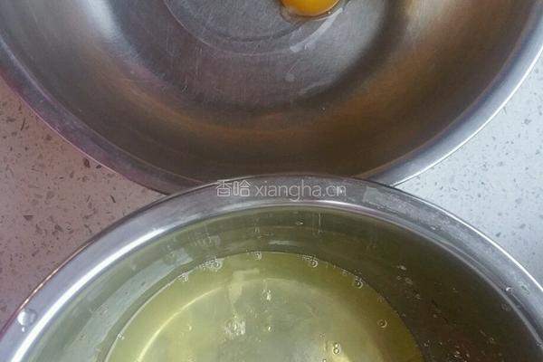 纸杯蛋糕(18小杯)的做法图解1