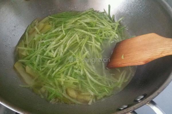 土豆萝卜丝汤的做法图解6