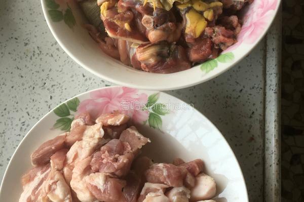 五花肉烧甲鱼的做法图解2