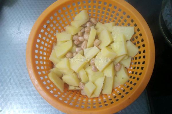红烧土豆的做法图解4