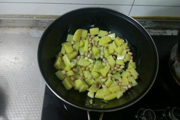 红烧土豆的做法图解7