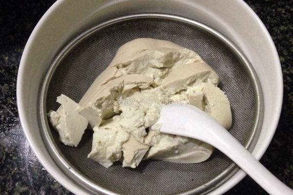 豆腐丸子的做法图解2