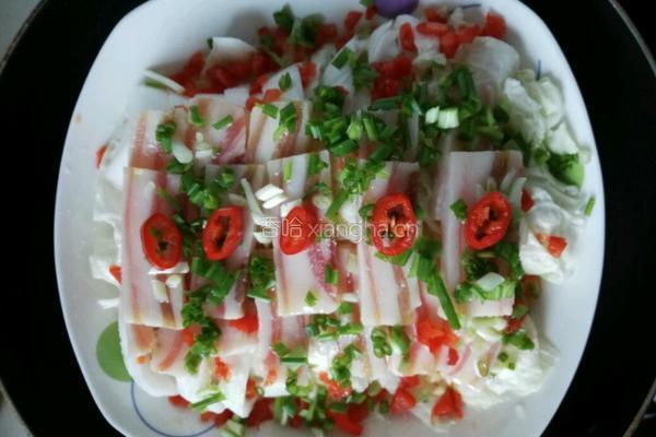 五花咸肉蒸白菜的做法图解4