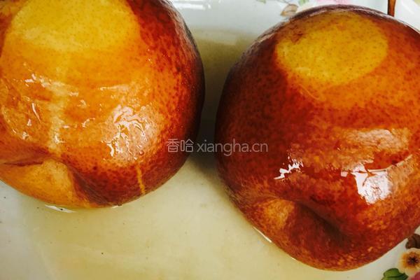 微波炉烤梨