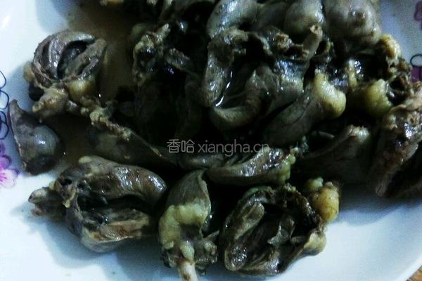 鸡心炒蒜苗的做法图解2