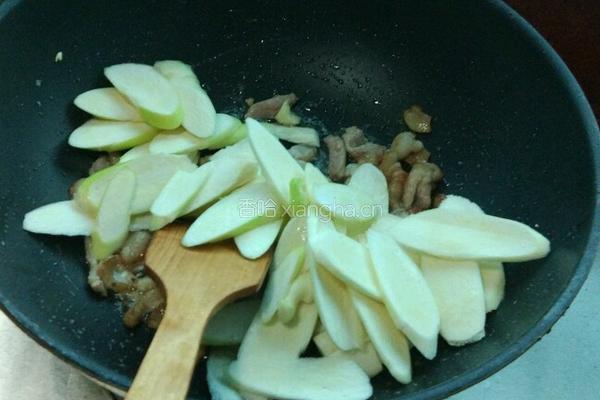 茭白炒肉的做法图解5