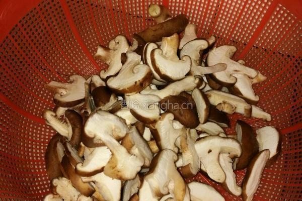 蒜苔虾的做法图解2