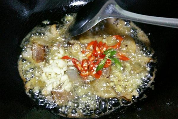 腊肉炒笋干的做法图解8