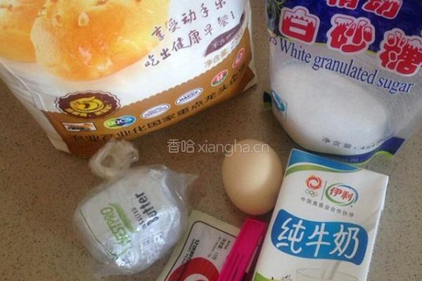 简单的面包的做法图解1