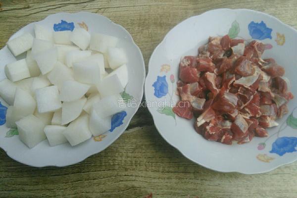 萝卜烧牛肉的做法图解3