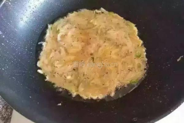 银鱼煎蛋的做法图解4