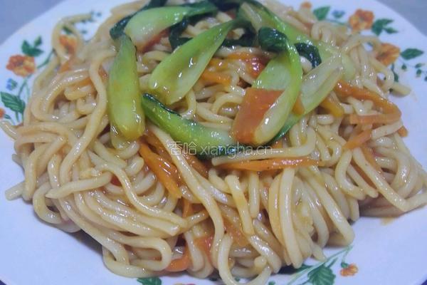 蔬菜炒面的做法图解7