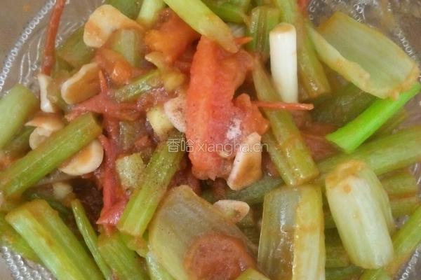 番茄炒芹菜的做法图解8